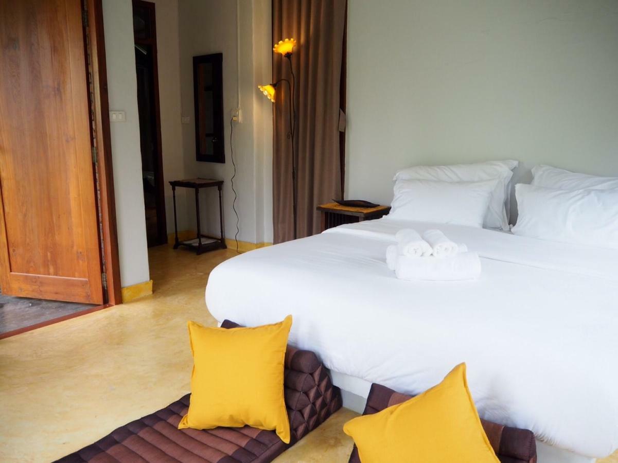 Baansuk Sukhothai Resort מראה חיצוני תמונה